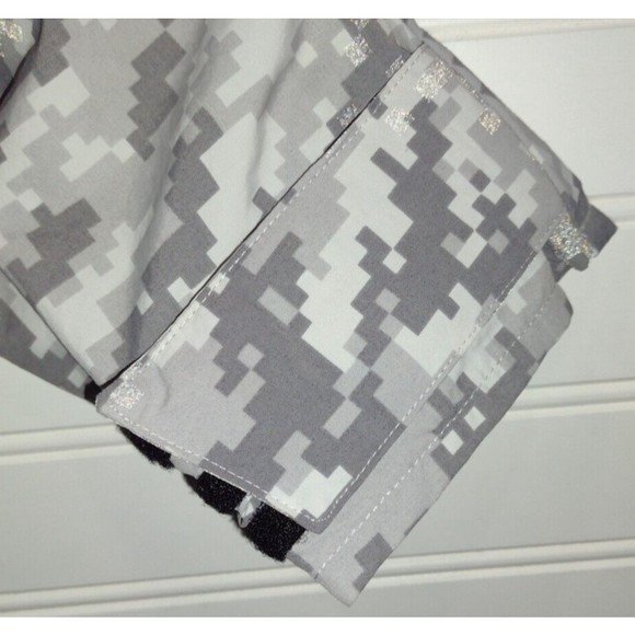 Adidas Men's ID Reflective Track Jacket Gray Digital Camo Full Zip Hooded Size L - Picture 6 of 7